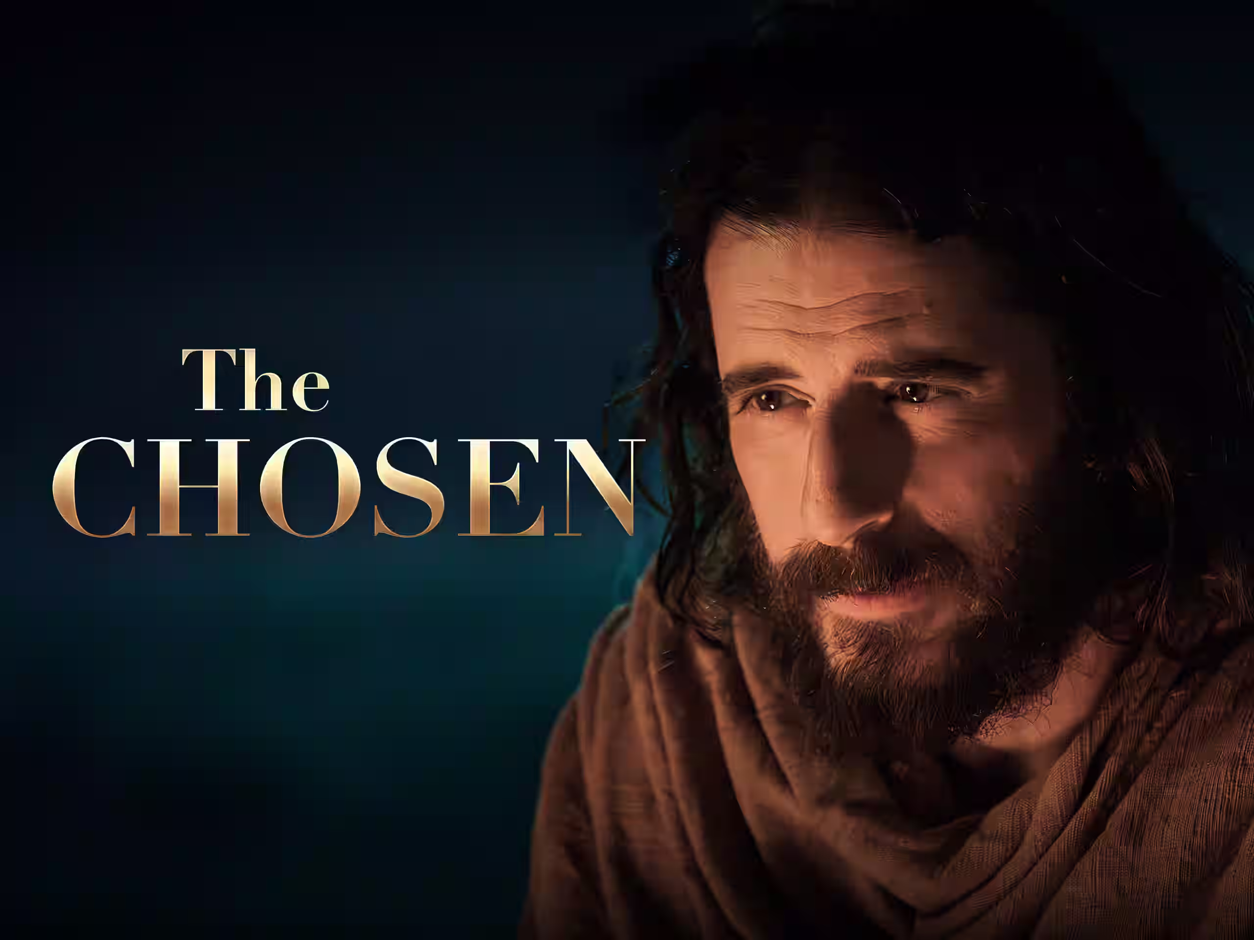 Jesus olhando com expressão serena na série The Chosen